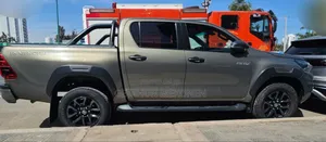 Toyota Hilux 2021 Gray
