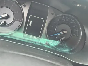 Toyota Hilux 2021 Gray