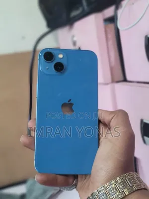 Photo - Apple iPhone 13 128 GB Blue
