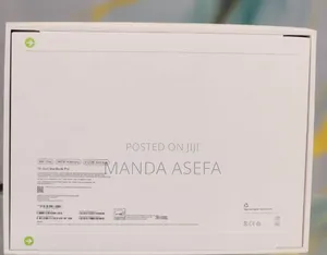 New Laptop Apple Macbook Pro 2025 M5 14-Inch 16GB Apple M5 SSD 512GB