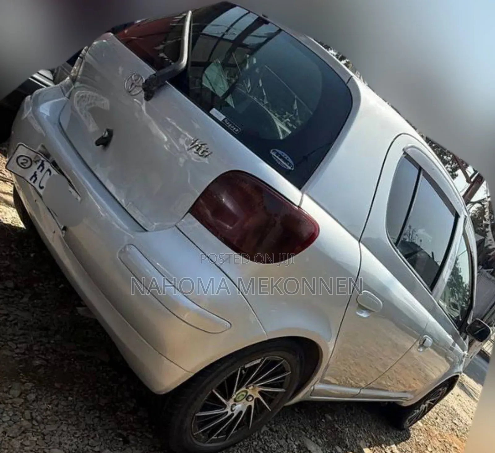 Toyota Vitz 2002 Silver