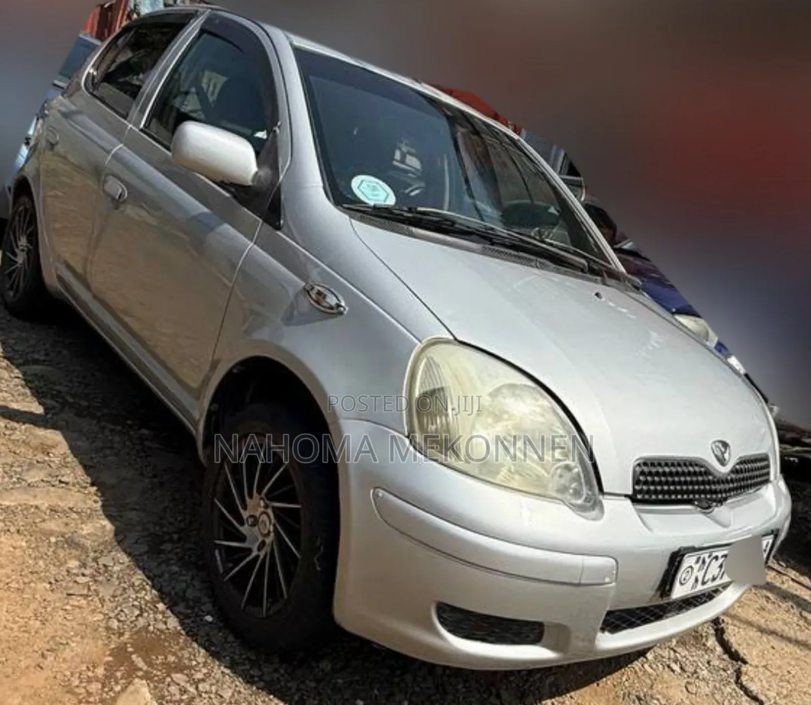 Toyota Vitz 2002 Silver