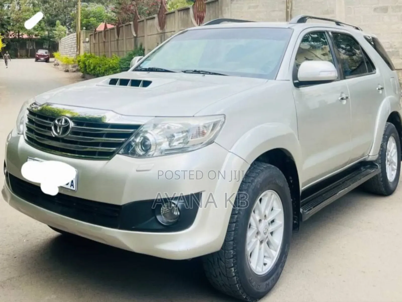 Toyota Fortuner 3.0 D RWD 2013 Silver