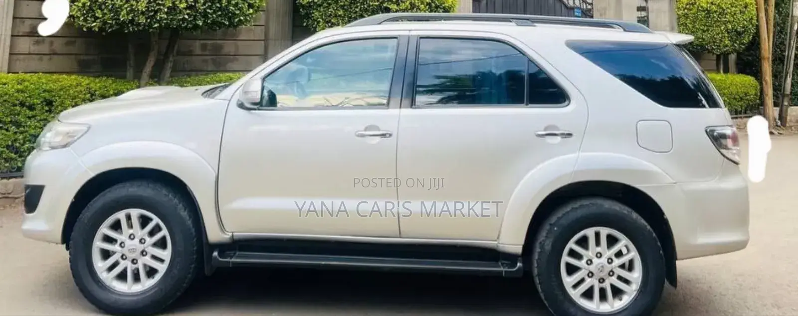 Toyota Fortuner 3.0 D RWD 2013 Silver