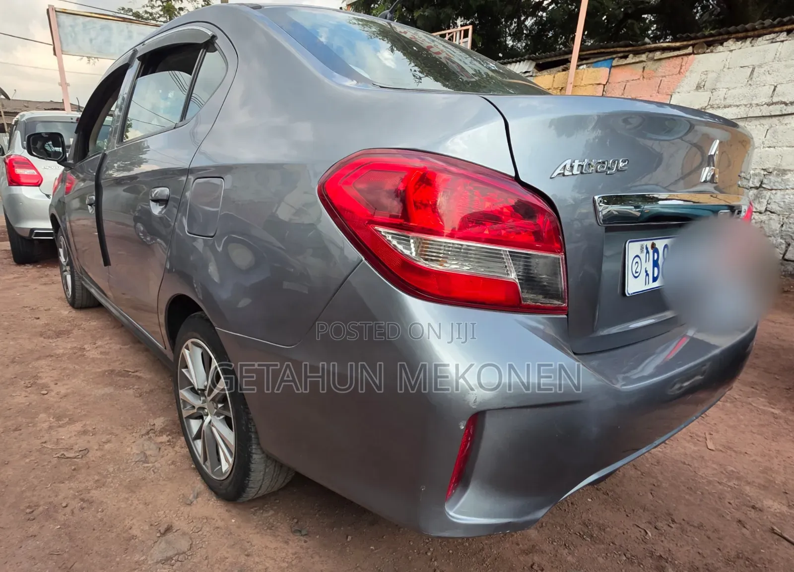 Mitsubishi Attrage 2021 Gray