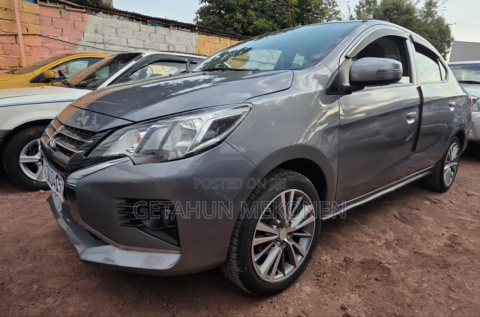 Mitsubishi Attrage 2021 Gray