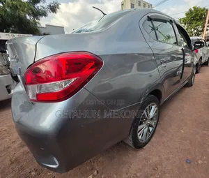 Mitsubishi Attrage 2021 Gray