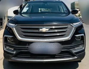 Photo - Chevrolet Captiva 2022 Black