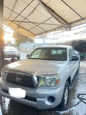 Photo - Toyota Tacoma 4x4 Access Cab 2008 Silver