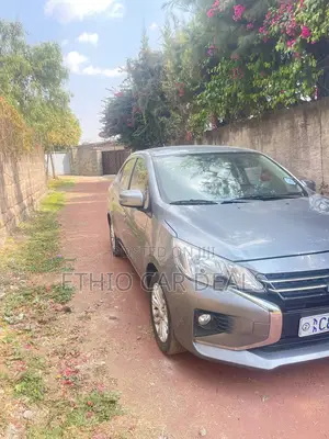 Mitsubishi Attrage 2022 Gray