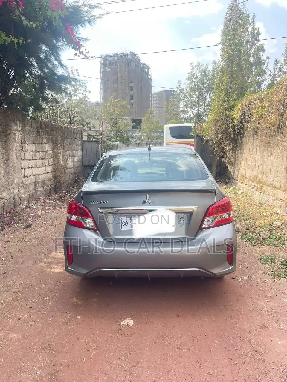 Mitsubishi Attrage 2022 Gray