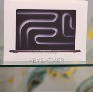 New Apple Macbook Pro 2025 M5 14-Inch 16GB Intel Core M SSD 512GB