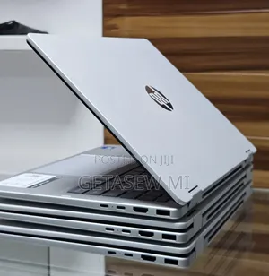 New Laptop HP OmniBook 5 Flip 16GB Intel Core 7 SSD 512GB