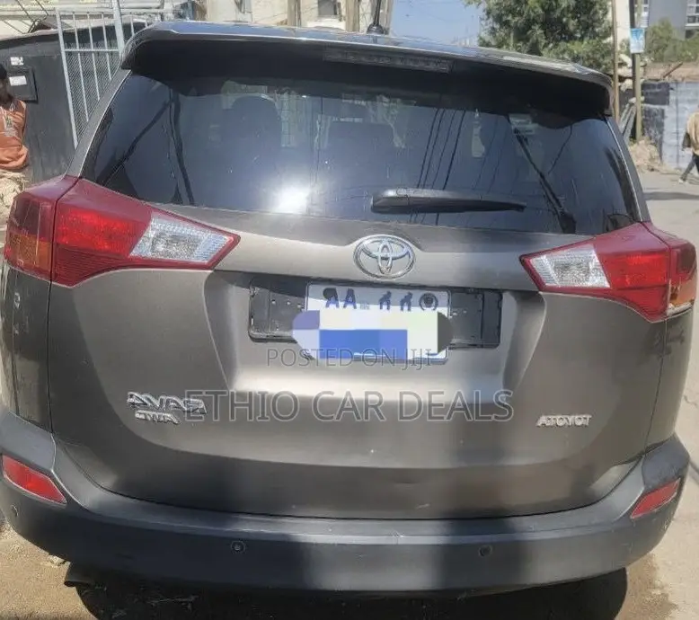 Toyota RAV4 2013 Brown