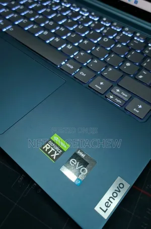 New Laptop Lenovo Yoga 7i 32GB Intel Core I7 SSD 1T