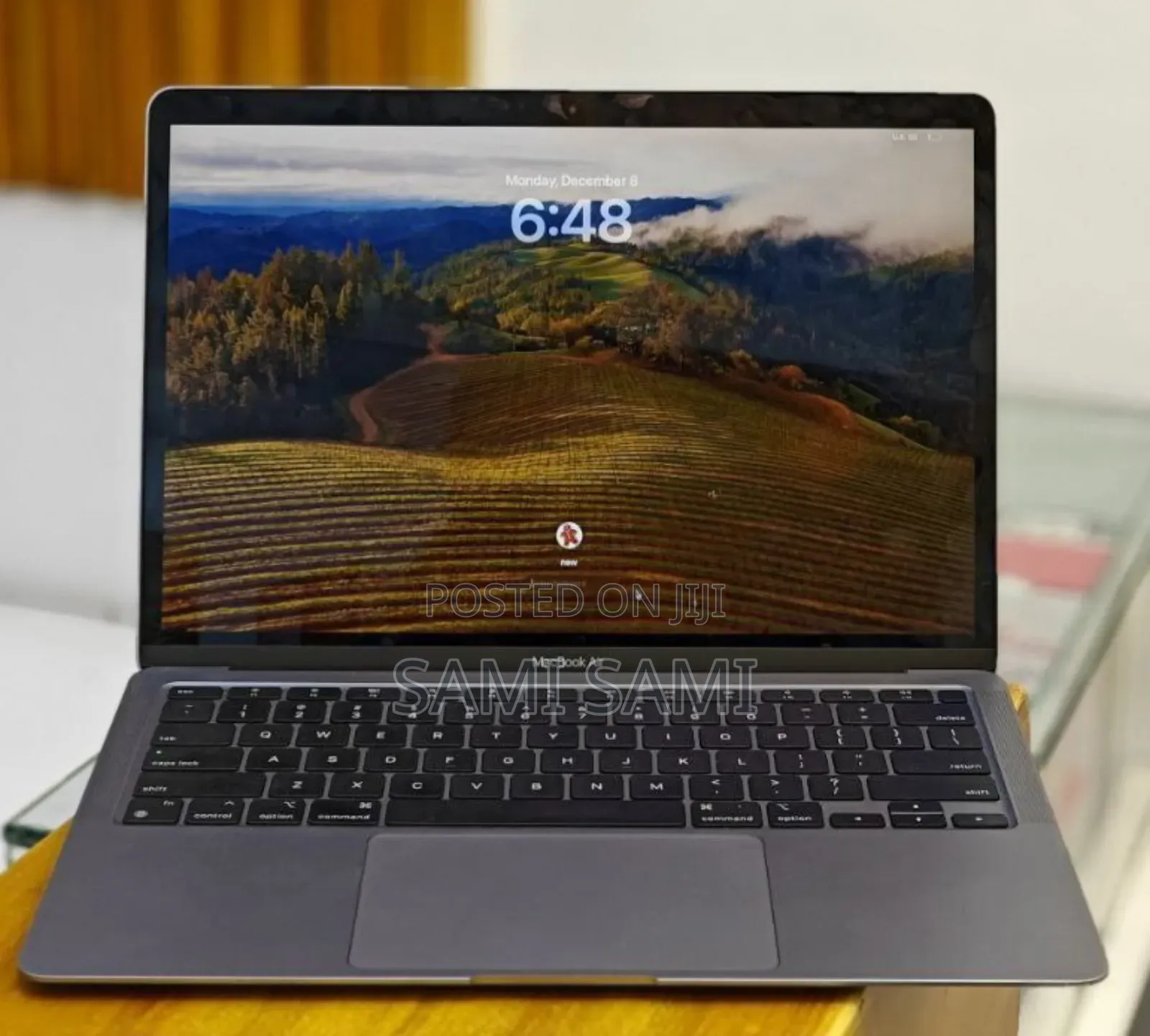 New Laptop Apple MacBook Air 2020 M1 8GB Apple M1 SSD 256GB