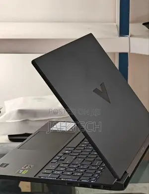 New Laptop HP Victus 15 16GB AMD Ryzen 7 SSD 512GB