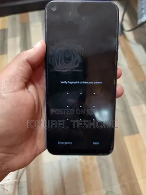 Photo - Tecno Spark 5 32 GB Blue