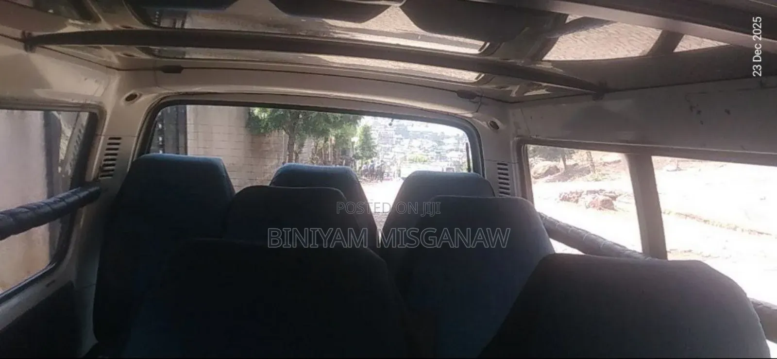 Toyota HiAce 2004 White