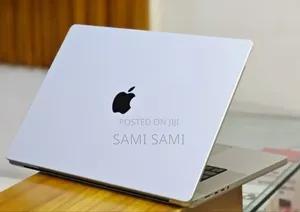 New Laptop Apple MacBook Pro M1 16GB Apple M1 Pro SSD 512GB