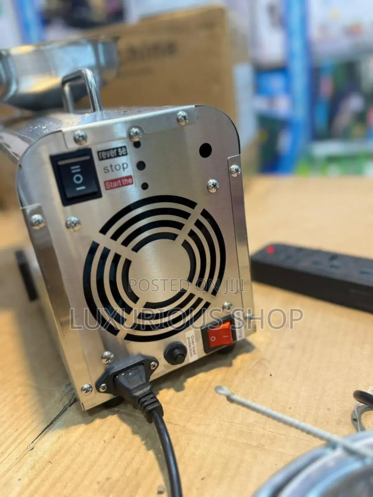 Oil Press Machine Extracts Oil የዘይት መጭመቂያ