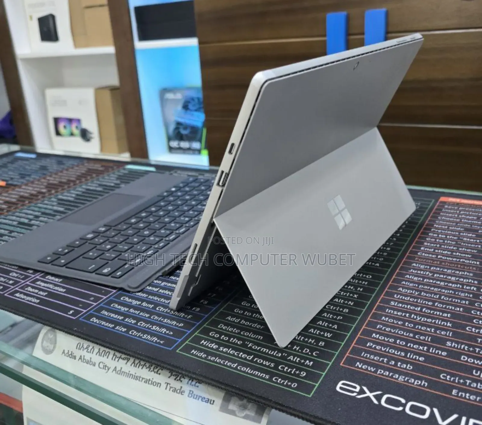 New Laptop Microsoft Surface Pro 7 8GB Intel Core I5 SSD 256GB