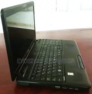 Laptop Toshiba Satellite C665 8GB Intel Core 3 HDD 500GB