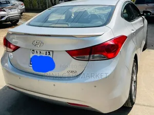 Hyundai Elantra 2013 Silver