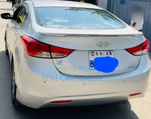 Hyundai Elantra 2013 Silver