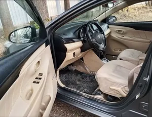 Toyota RAV4 3.5 Limited 2010 Gray