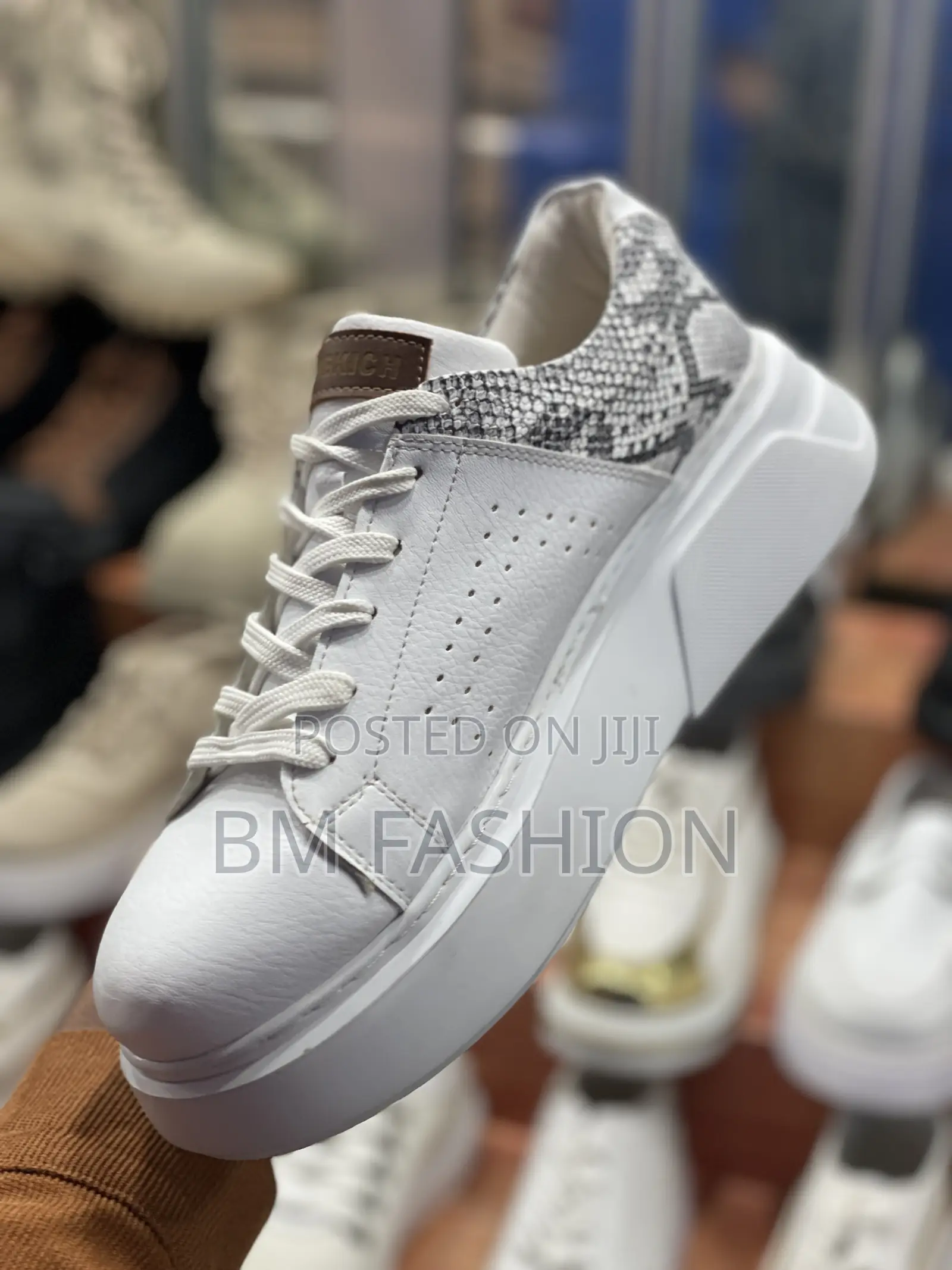 Chekich Classic White Sneakers (With Free Delivery)