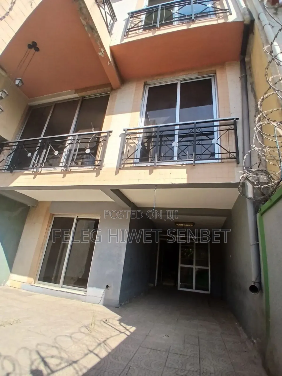 Furnished 4bdrm House in አአ, Bole for sale