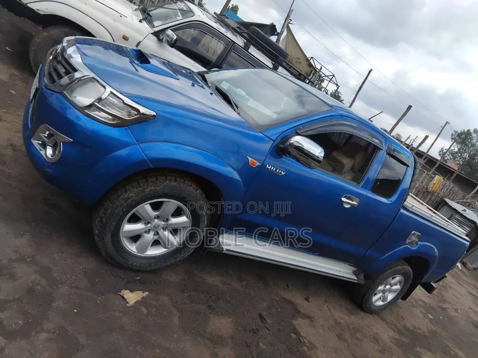 Toyota Hilux 2010 Blue