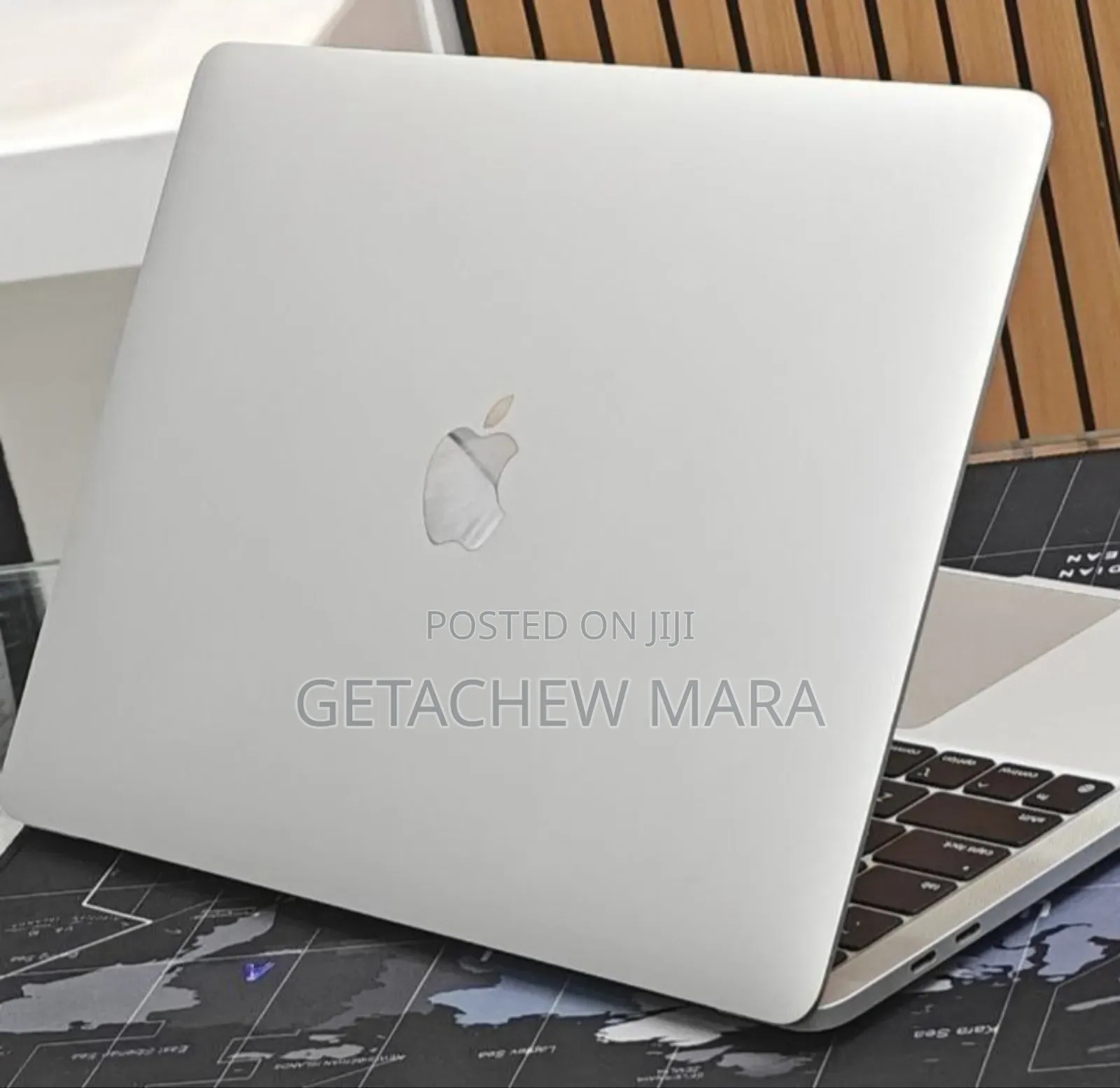 New Laptop Apple MacBook Pro 2022 M2 8GB Apple M2 SSD 256GB