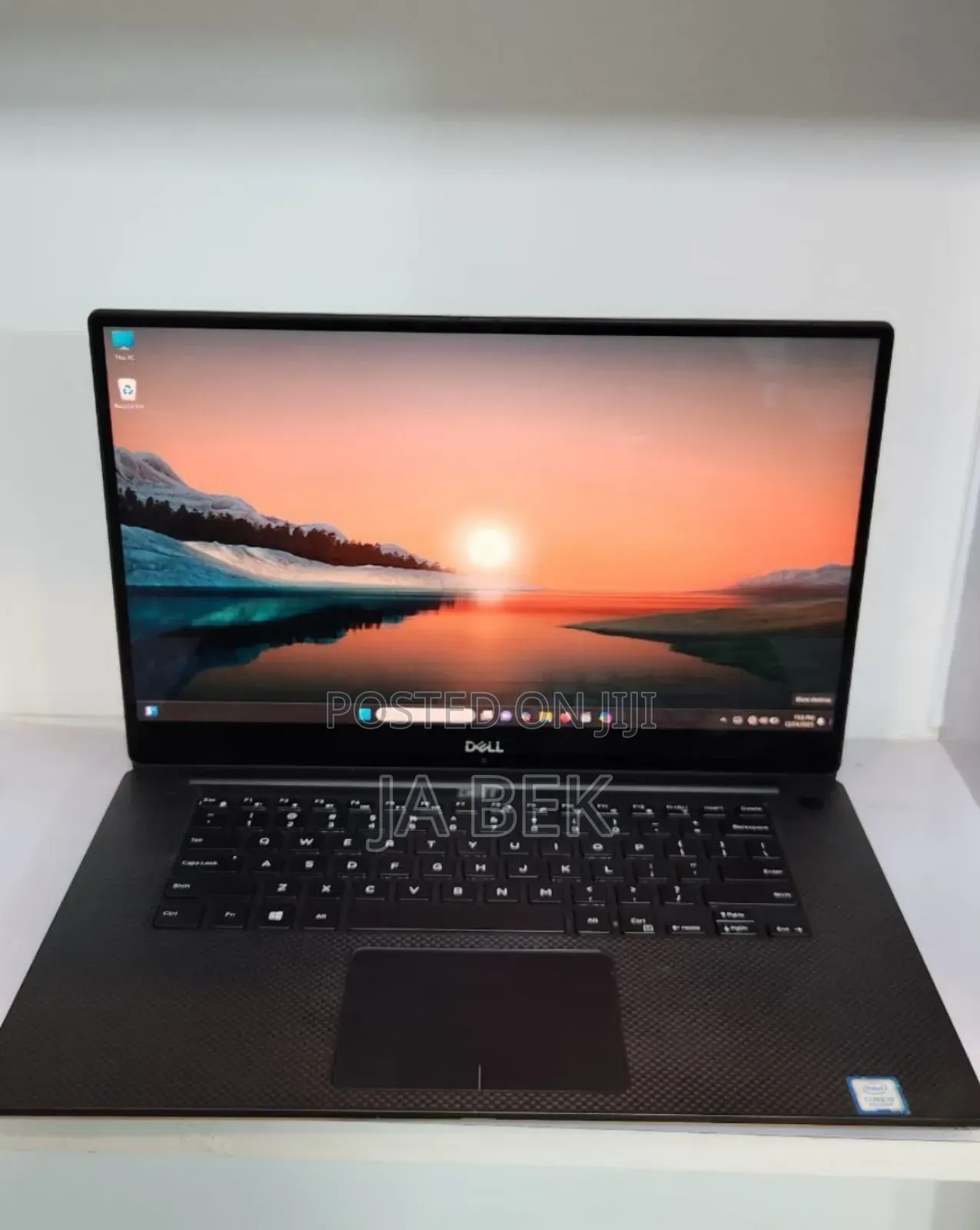 New Laptop Dell Precision 5540 16GB Intel Core I9 SSD 512GB
