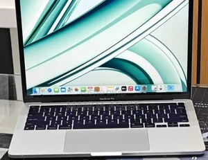 New Laptop Apple MacBook Pro 8GB Apple M2 SSD 256GB