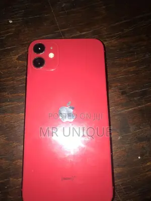 Apple iPhone 11 64 GB Red