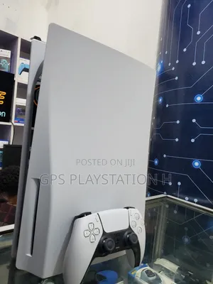 Photo - Playstation 5 Standard Model GPS Playstation Sony Brand