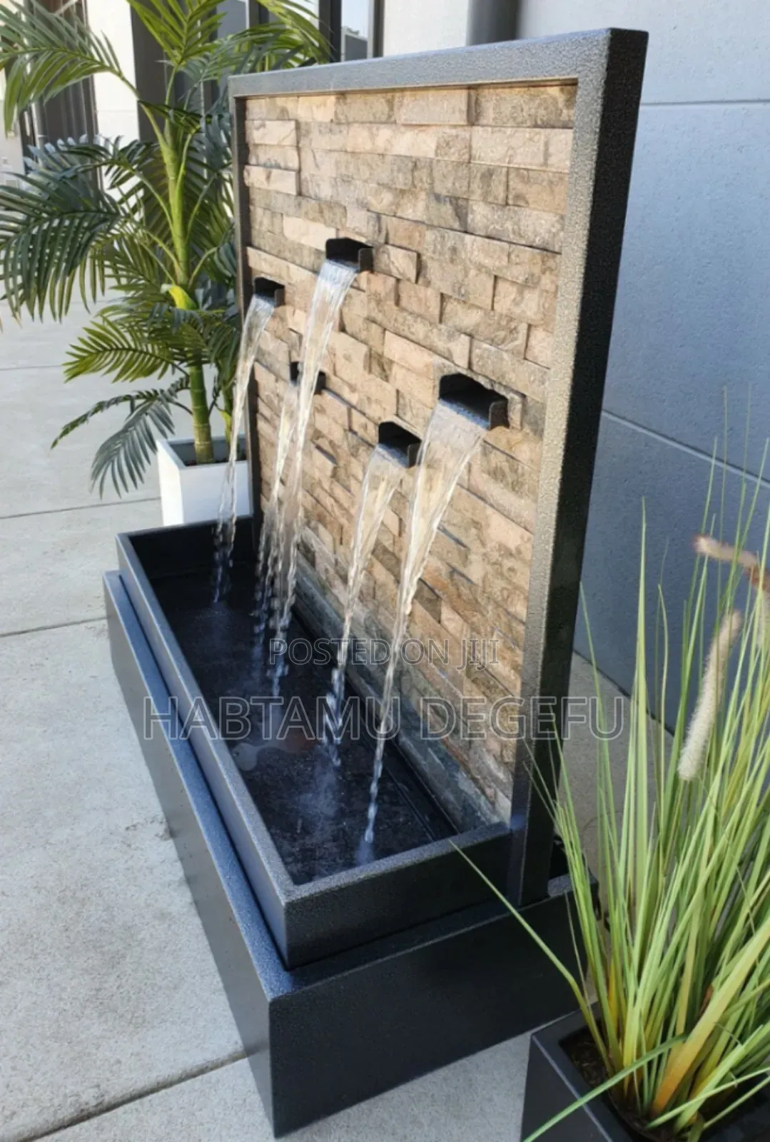 Fountain ተንቀሳቃሽ ለቤት, ለካፌ, ለባር እና ሬስቶራንት ለፈለጉት ቦታ አንቀሳቅሰው በቀላሉ የሚጠቀሙበት