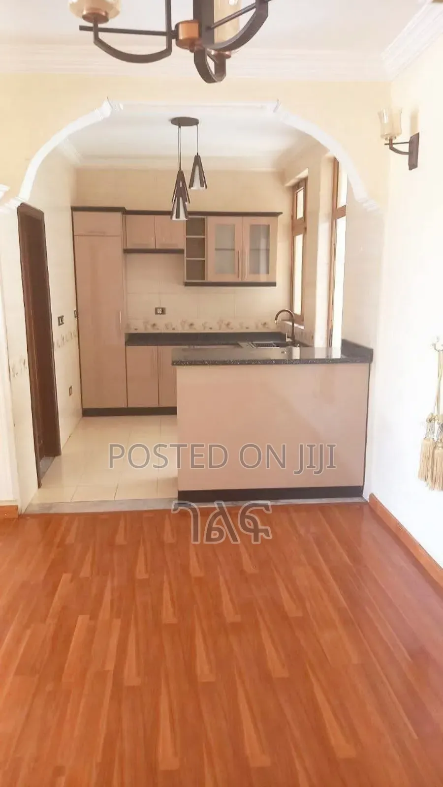 5bdrm House in የሚሸጥ G+1 ቤት አያት, Bole for sale