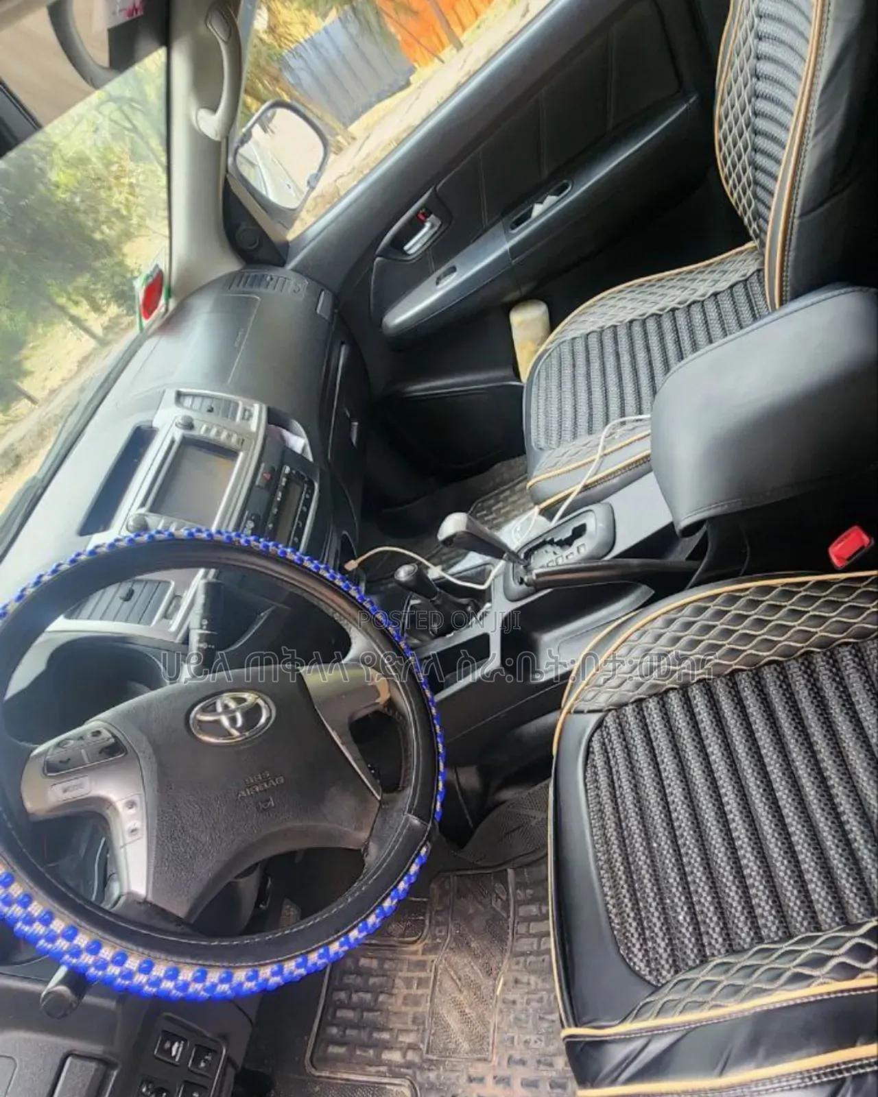 Toyota Hilux 2015 Gold