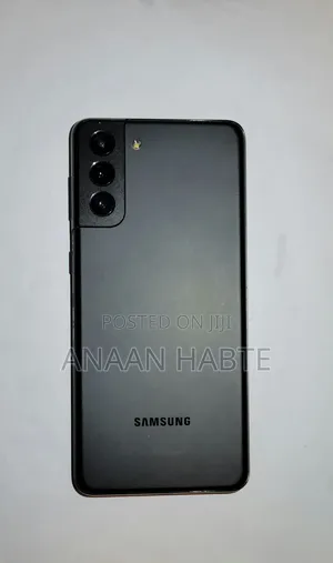 Photo - Samsung Galaxy S21+ 5G 256 GB Black
