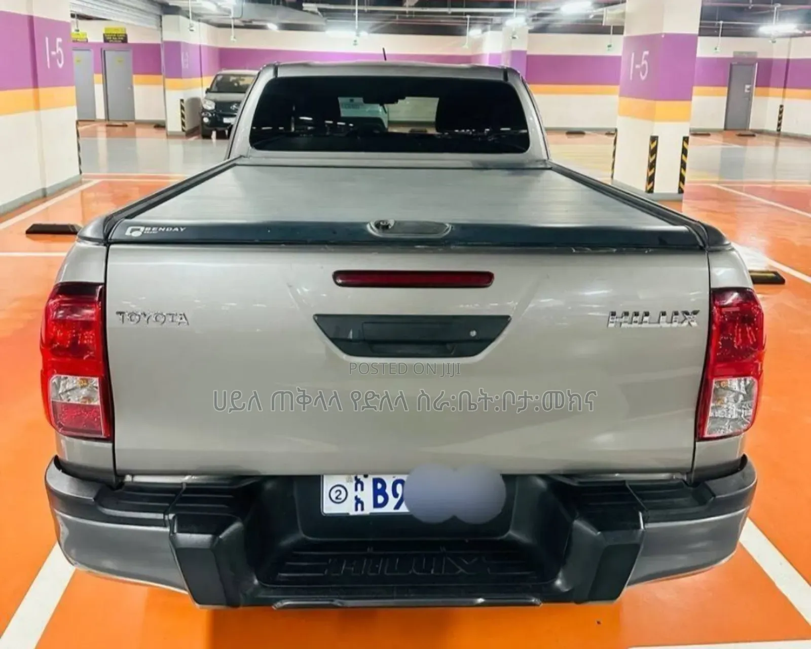 Toyota Hilux 2020 Gold