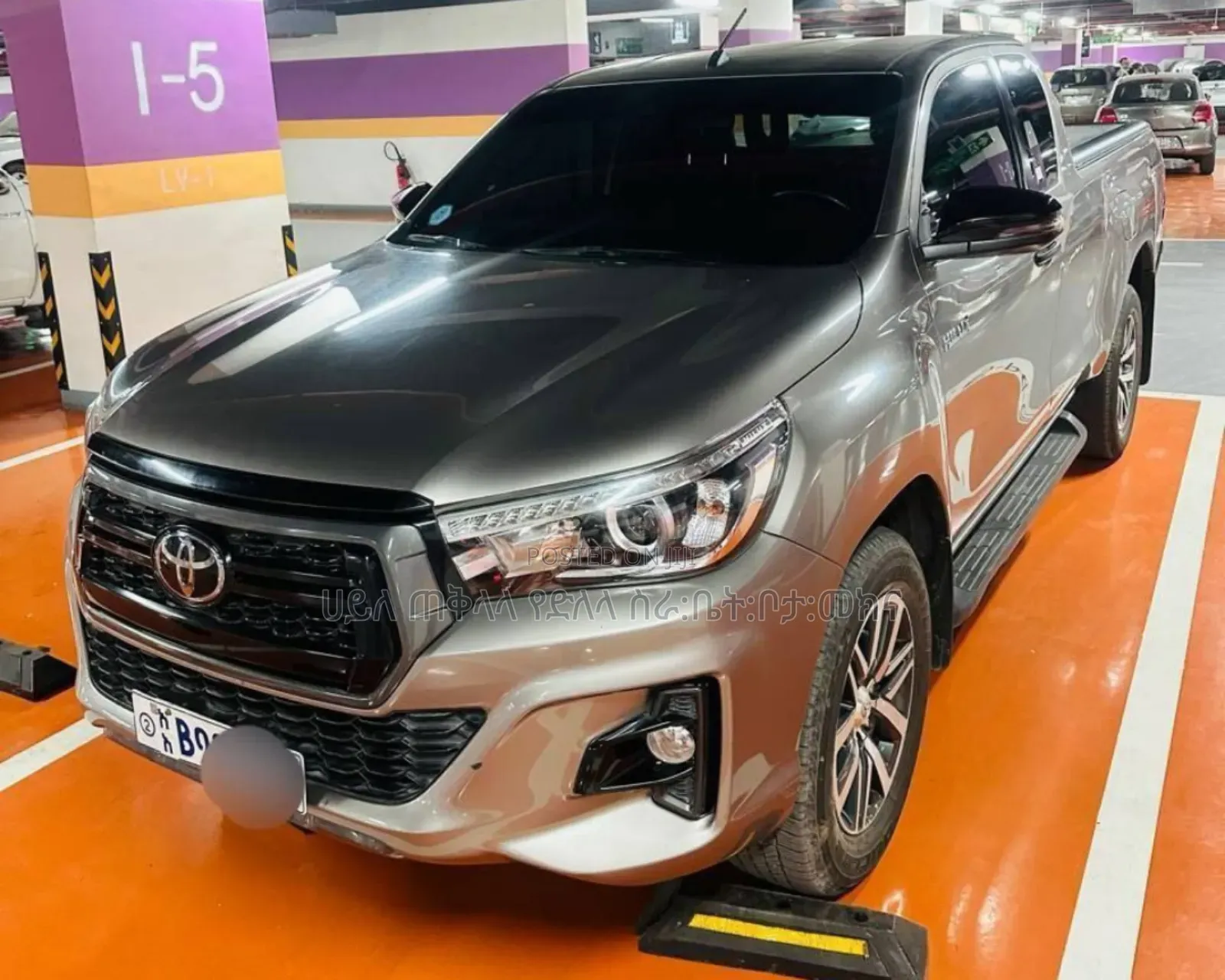 Toyota Hilux 2020 Gold