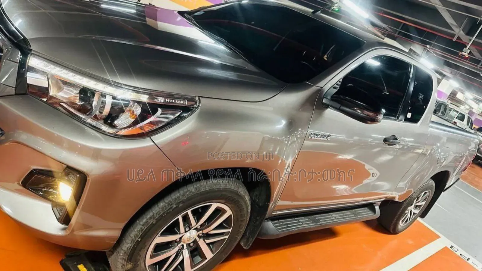 Toyota Hilux 2020 Gold