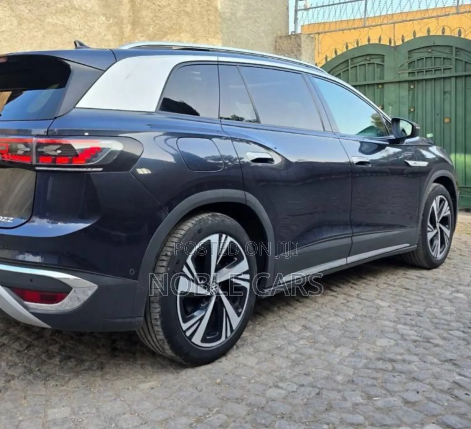 Volkswagen ID.6 2023 Blue