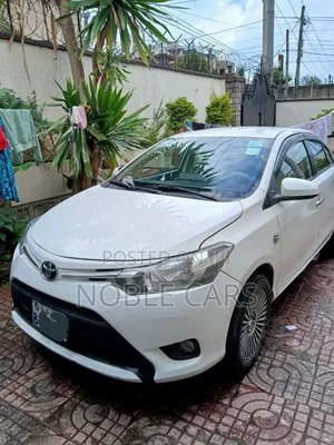 Toyota Yaris 2014 White