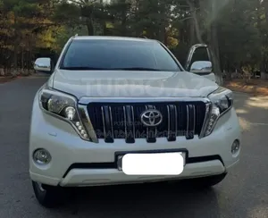 Toyota Land Cruiser Prado 2015 White
