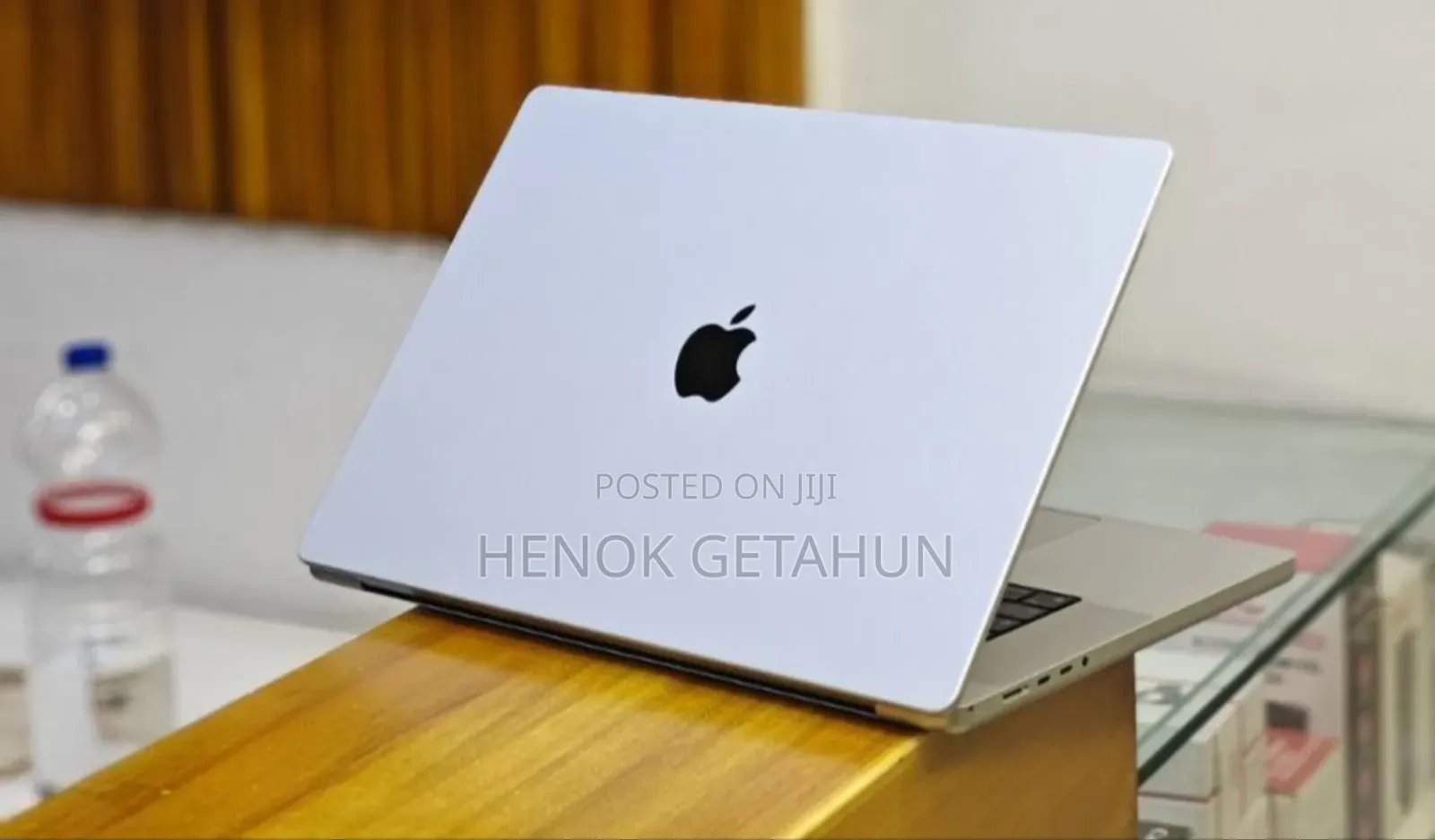 New Laptop Apple MacBook Pro M1 16GB Apple M1 Pro SSD 512GB