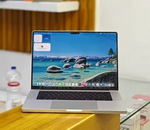 New Laptop Apple MacBook Pro M1 16GB Apple M1 Pro SSD 512GB